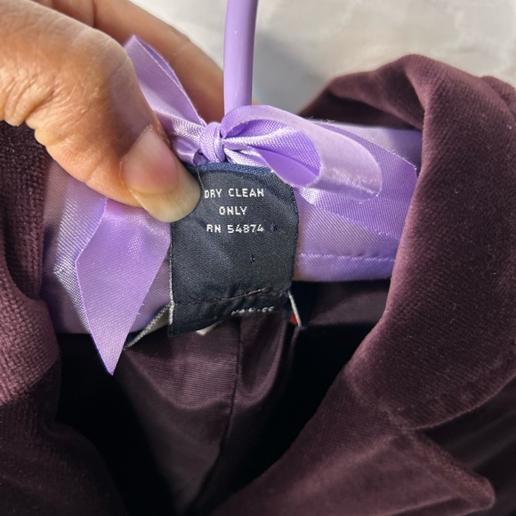 The Limited Deep Purple Velvet Blazer. Size Large. - Picture 4 of 5